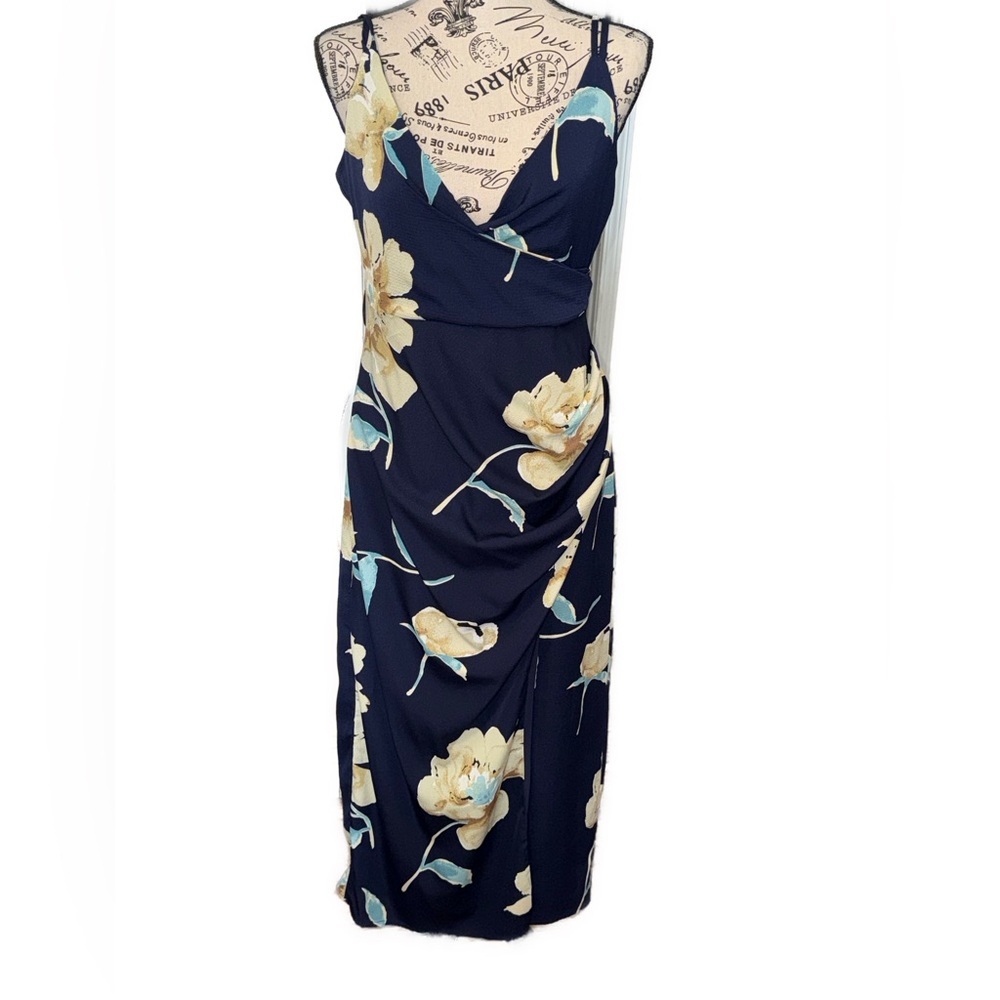 Lulus Navy Floral Maxi Dress Medium Spaghetti Strap BOHO cottage core flowy - Picture 3 of 10